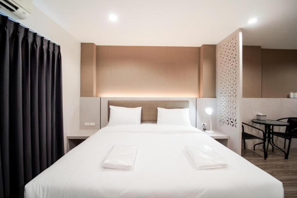 Hotel The Y House Chiang Mai Zewnętrze zdjęcie