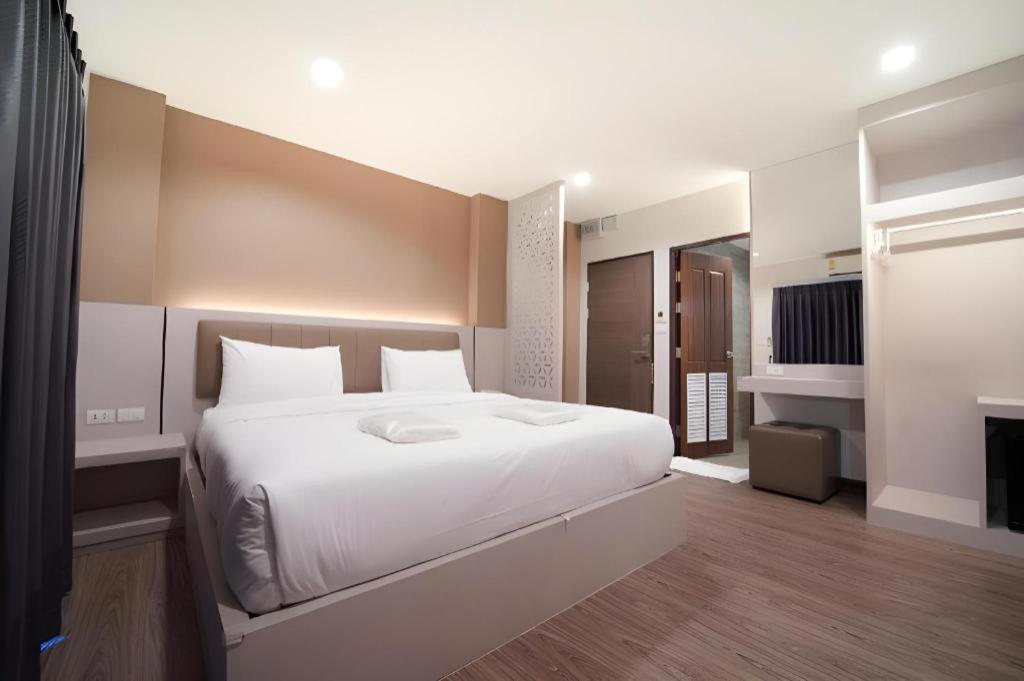 Hotel The Y House Chiang Mai Zewnętrze zdjęcie